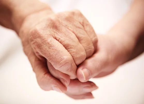 senior-hands_canstockphoto2093120.jpg