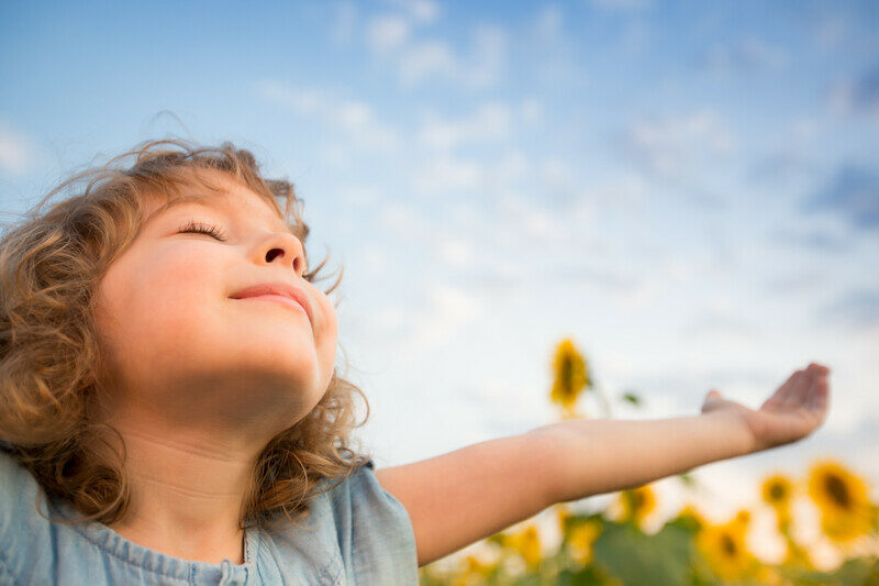 cute-child_canstockphoto18903612.jpg