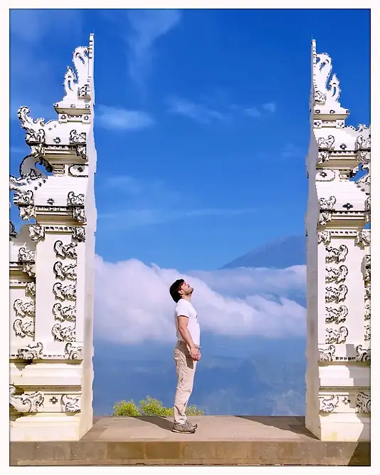 chris-aiken-bali.png